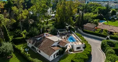 Haus 4 Schlafzimmer in Dos Hermanas, Spanien