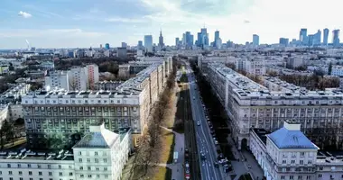Mieszkanie 2 pokoi w Warszawa, Polska