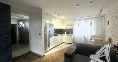 Apartamento 2 habitaciones en Muchaviecki sielski Saviet, Belarús