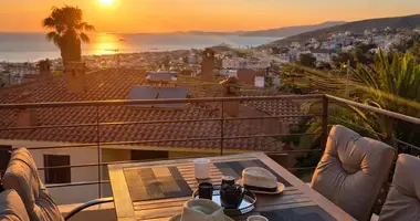 1 bedroom apartment in Municipality of Saronikos, Greece