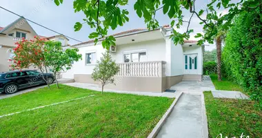Villa en Tivat, Montenegro
