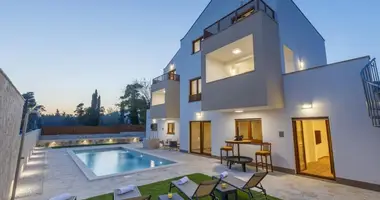 Villa 7 chambres dans Grad Kastela, Croatie