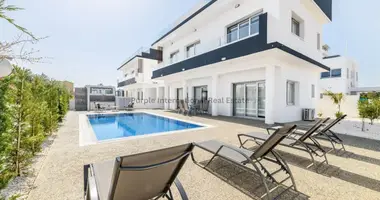 Villa en Paralimni, Chipre