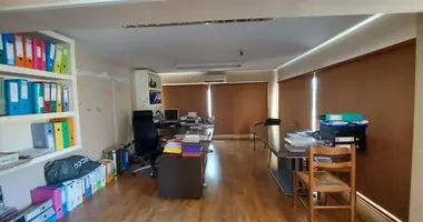 Tienda 93 m² en Pafos, Chipre