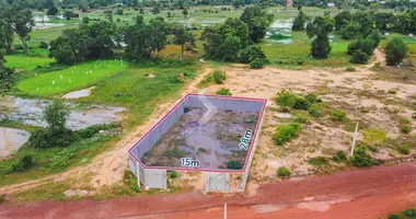 Участок земли в Prasat Bakong, Камбоджа