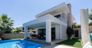 Villa 4 bedrooms in Karakoy Mahallesi, Turkey