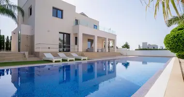 Villa 4 chambres dans Péyia, Chypre