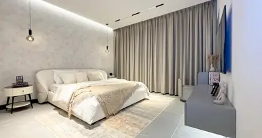 Mieszkanie 4 pokoi w Dubaj, Emiraty Arabskie