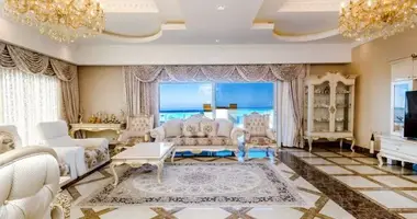 Mieszkanie 4 pokoi w Alanya, Turcja