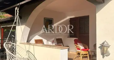 2 bedroom apartment in Sveti Anton, Croatia