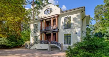 Casa 7 habitaciones en Jurmala, Letonia