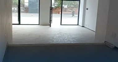For Rent: Business Space near the Train Station, Tirana. en Tirana Municipality, Albania