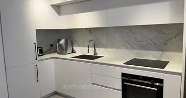 3 room apartment in Tel-Aviv, Israel