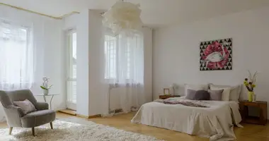 Apartamento 4 habitaciones en Varsovia, Polonia