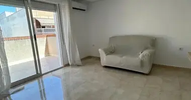 Apartamento 3 habitaciones en Torrevieja, Španjolska