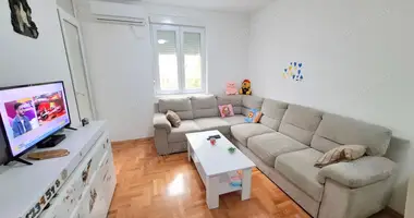 Apartamento 2 habitaciones en Budva, Montenegro