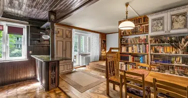 Квартира 3 комнаты в Варшава, Польша