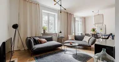 Casa 5 habitaciones en Varsovia, Polonia