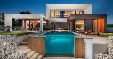 Haus 4 Schlafzimmer in Opcina Liznjan, Kroatien