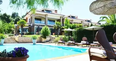 Villa 6 bedrooms in Kassandra Municipality, Greece
