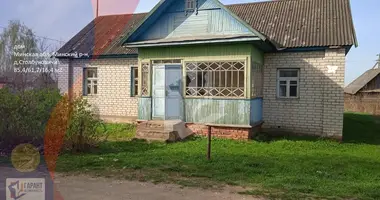 Casa en Krupicki sielski Saviet, Belarús