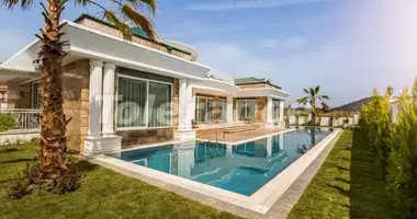 Villa 7 habitaciones en Kemer, Turquía
