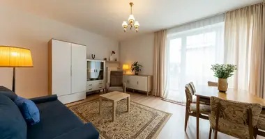 Wohnung 3 zimmer in Warschau, Polen
