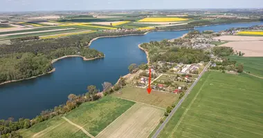 Plot of land in Sapowice, Poland