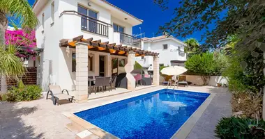 Villa in Paralimni, Zypern