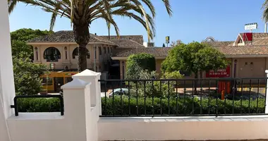 Apartamento 3 habitaciones en San Pedro Alcantara, Španjolska