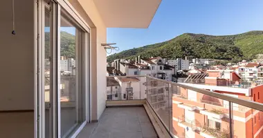 Квартира 3 спальни в Будва, Черногория
