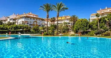 Apartamento 2 habitaciones en San Pedro Alcantara, Španjolska