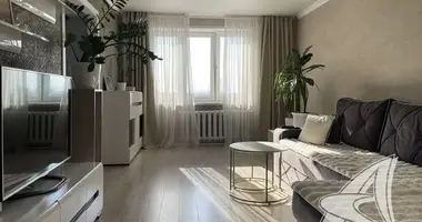 Wohnung 4 zimmer in Muchaviecki sielski Saviet, Belarus