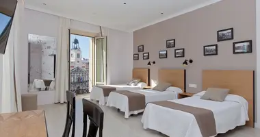 Nieruchomości komercyjne 3 092 m² w Lloret de Mar, Hiszpania