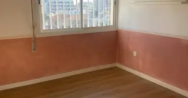Mieszkanie 3 pokoi w Limassol, Cypr