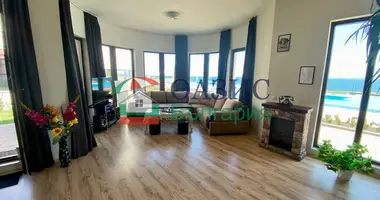 3 bedroom house in Pomorie, Bulgaria