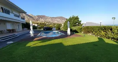 Villa 5 bedrooms in Kineta, Greece