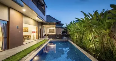 Villa 6 bedrooms in Seminyak, Indonesia