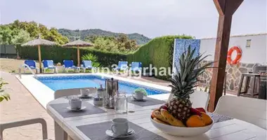 2 bedroom house in Mijas, Spain