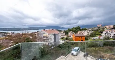 Apartamento 2 habitaciones en Tivat, Montenegro
