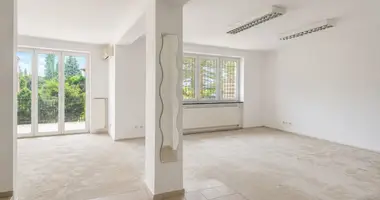 Mieszkanie w województwo mazowieckie, Polska