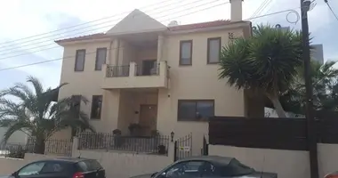 Apartment 7 bedrooms in Demos Agiou Athanasiou, Cyprus