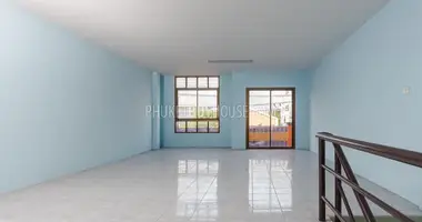 Villa 2 chambres dans Chalong, Thaïlande
