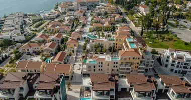 Wohnung 4 zimmer in Kumbor, Montenegro