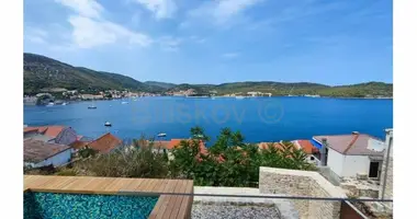 Dom 3 pokoi w Grad Vis, Chorwacja