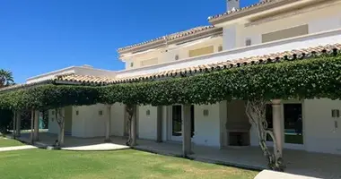 7 bedroom house in Spain