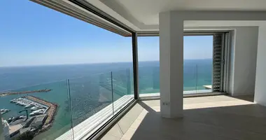 4 bedroom apartment in Dehesa de Campoamor, Spain