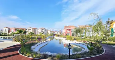 Mieszkanie 3 pokoi w Fethiye, Turcja