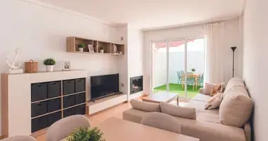 2 bedroom house in Dos Hermanas, Spain