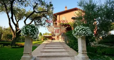 Villa 6 habitaciones en Padenghe sul Garda, Italia